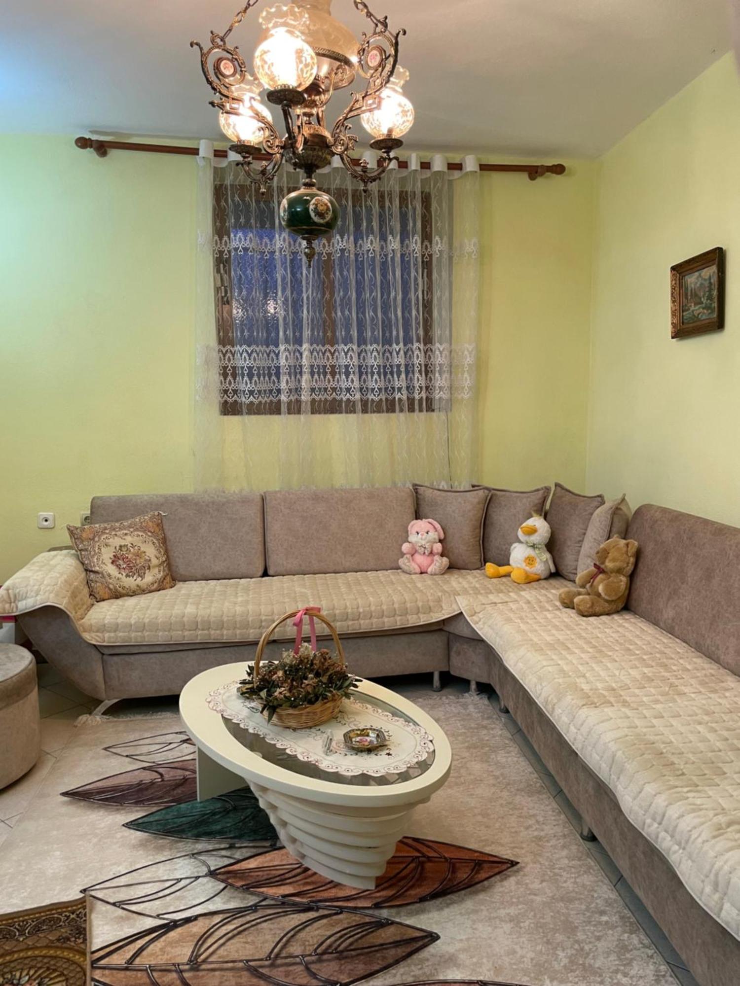 Luigi Guest House Gjirokastër Esterno foto